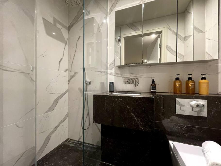 2Br Urban Vista Retreat Chcl F7 Διαμέρισμα Chigwell Εξωτερικό φωτογραφία