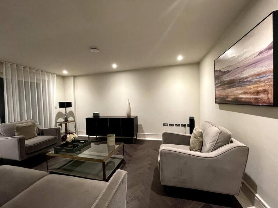 2Br Urban Vista Retreat Chcl F7 Διαμέρισμα Chigwell Εξωτερικό φωτογραφία