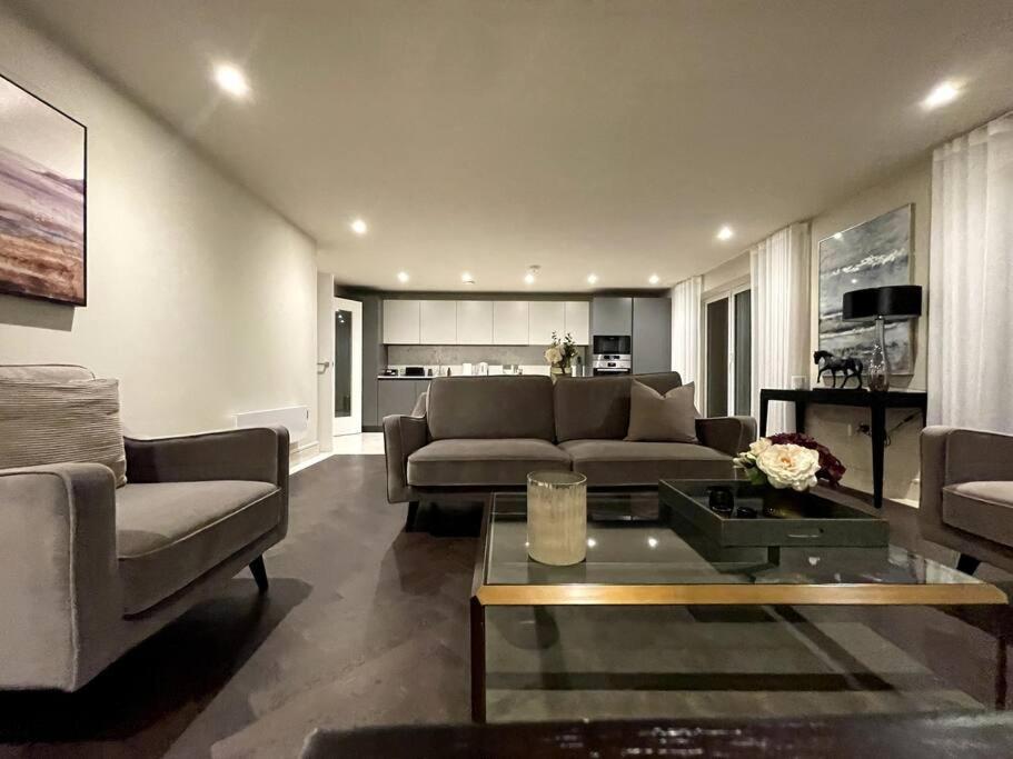 2Br Urban Vista Retreat Chcl F7 Διαμέρισμα Chigwell Εξωτερικό φωτογραφία